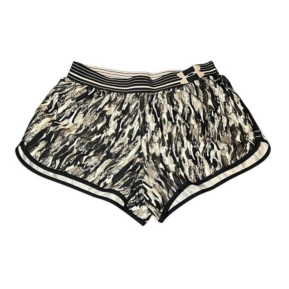 Under Armour Womens UA Printed Perfect Pace Running Shorts Style #1254029 Camo S - Picture 1 of 5